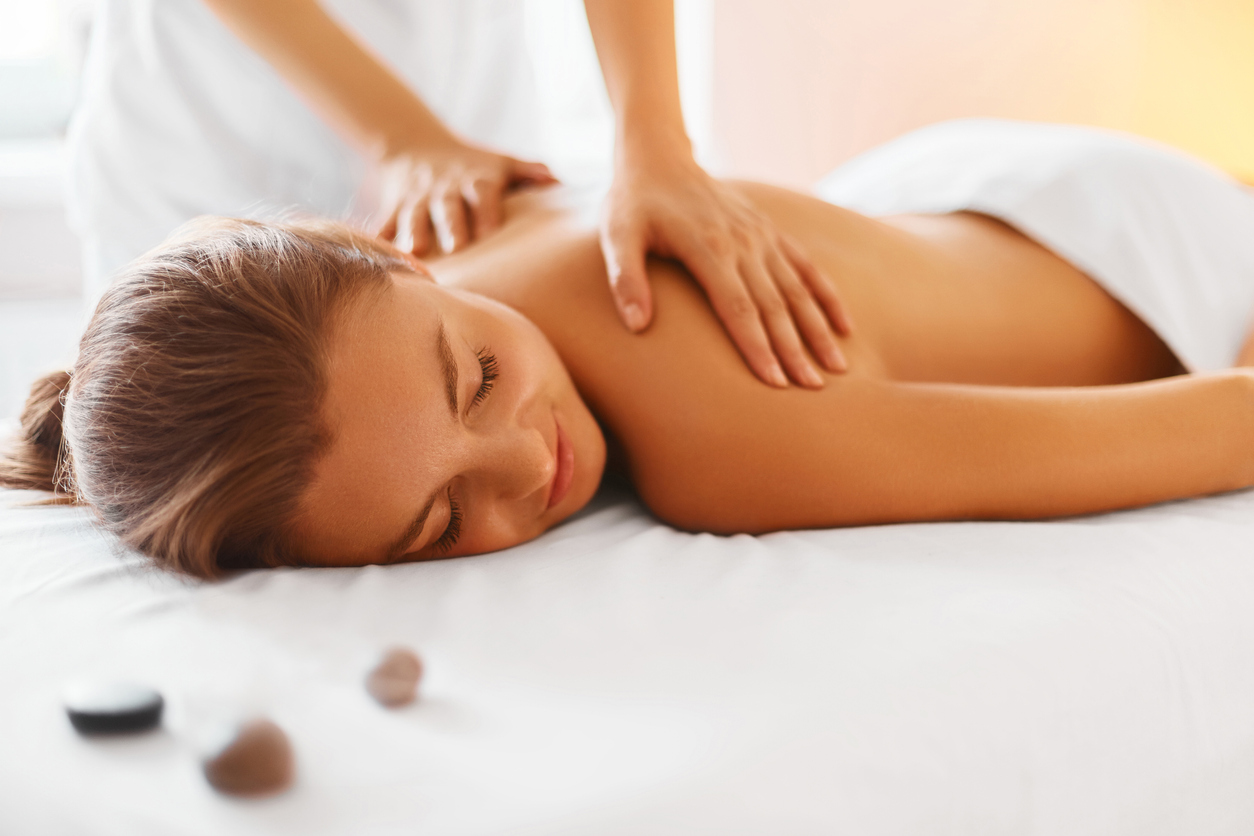 Entspannende Massage-Behandlung bei S&K Physiotherapie